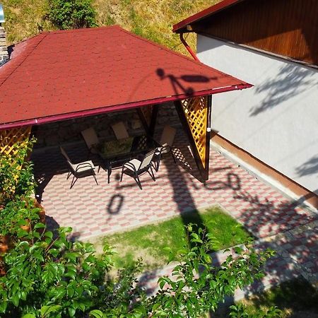 בורסק Casa De Vacanta Chesa מראה חיצוני תמונה