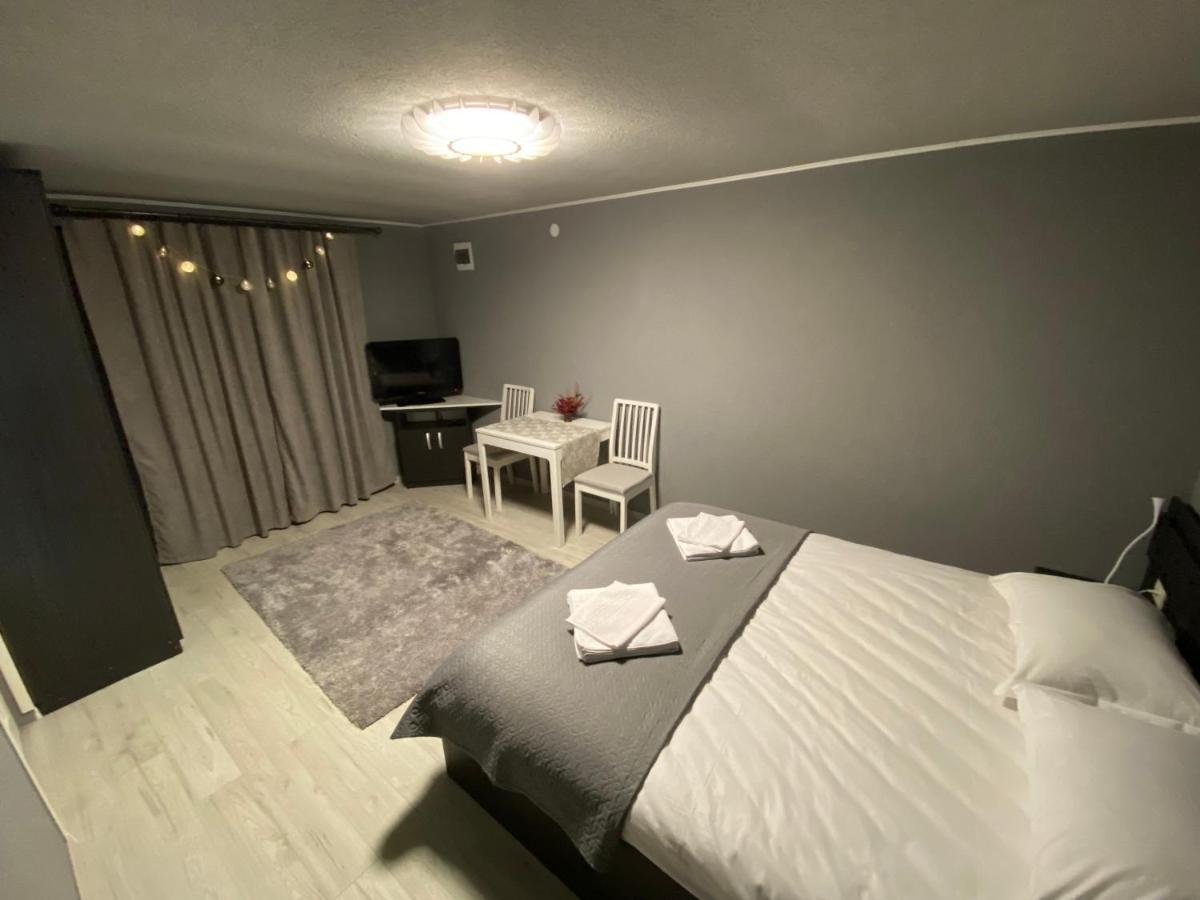 בורסק Casa De Vacanta Chesa מראה חיצוני תמונה